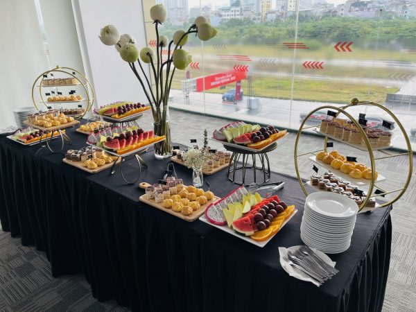 Tiec teabreak lai thu xe mercedes 8 Tiec teabreak lai thu xe mercedes 8