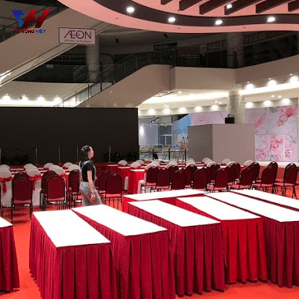 Cho thuê bàn sự kiện 1m2