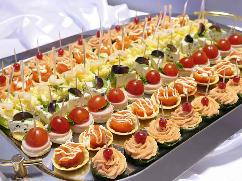 tiec luu dong dai dien