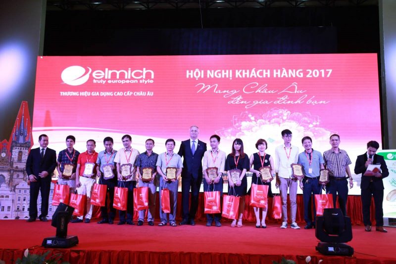 hội nghị tri ân khách hàng