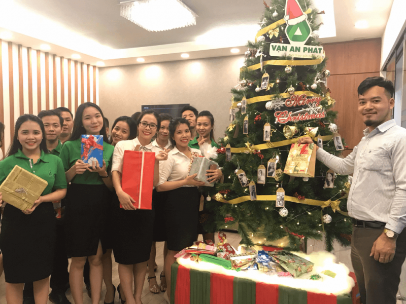 giáng sinh tại công ty 4